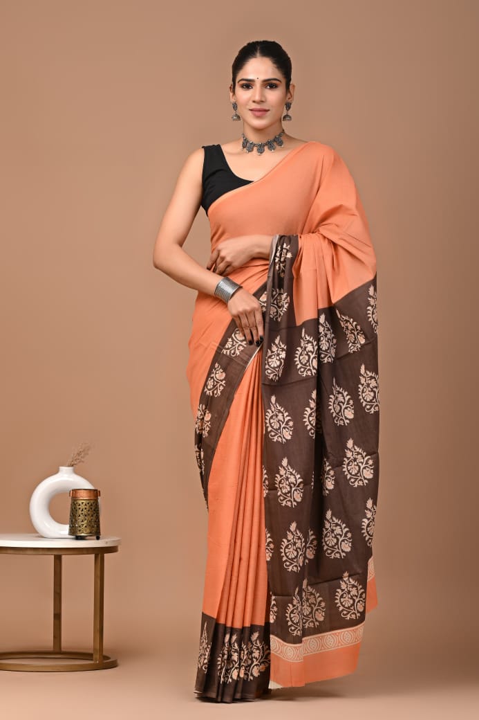 Cotton mul-mul saree with blouse