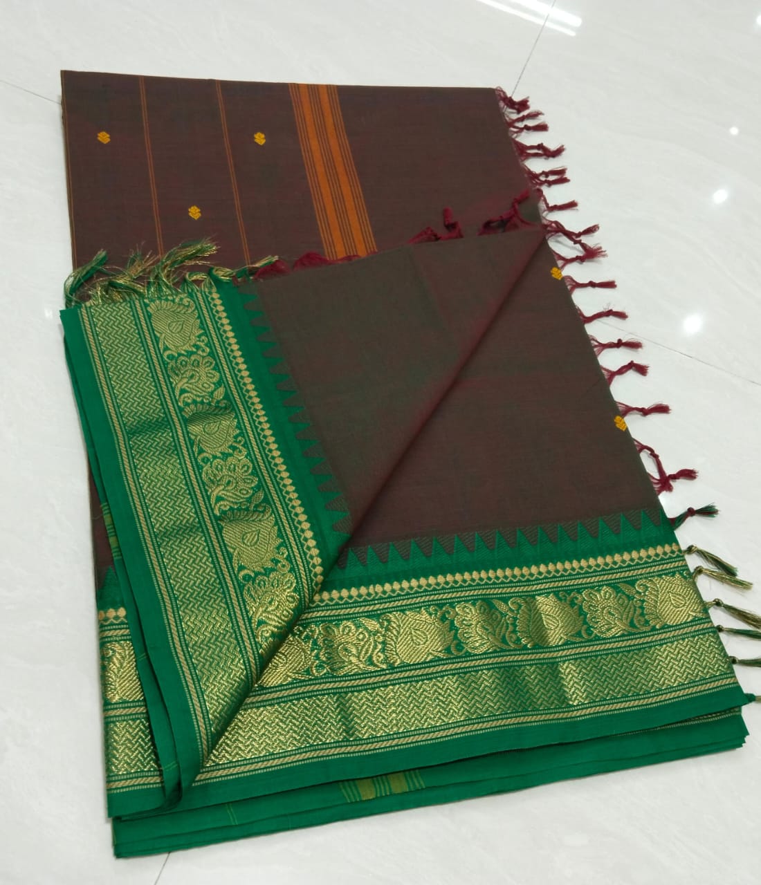 Kanchi fancy cotton sarees with Running blouse